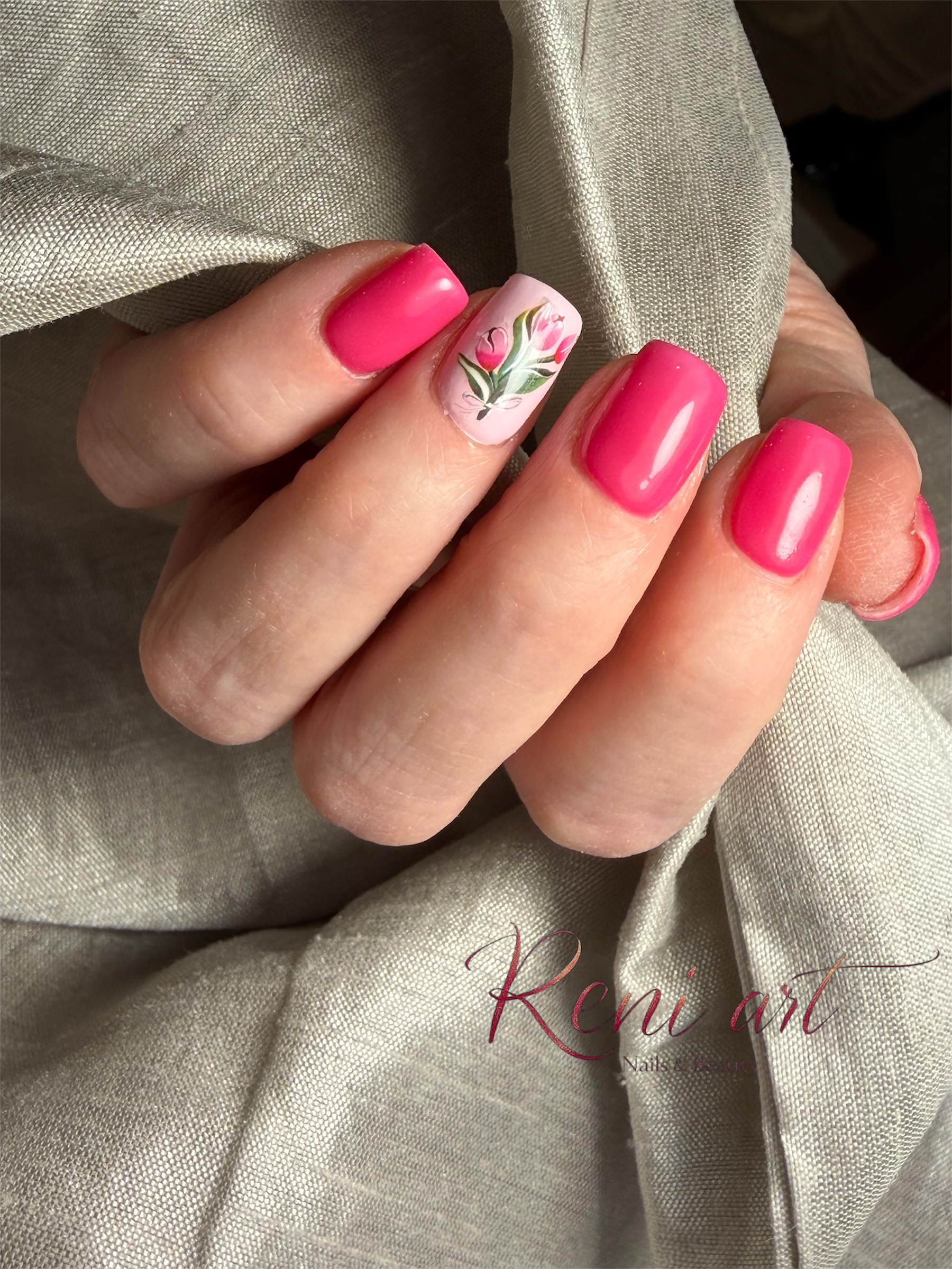 Pink tulipános géllakk